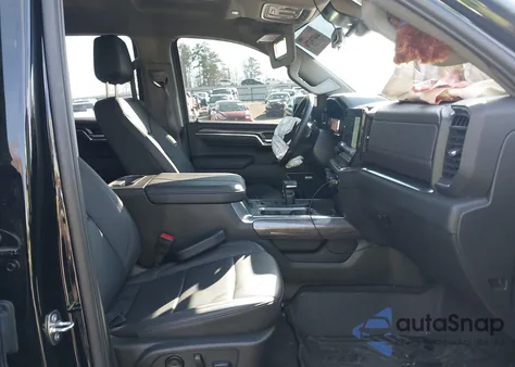 2024 Chevrolet Silverado 1500 4Wd Short Bed Ltz z USA, uszkodzony, nr VIN 1GCUDGE82RZ255545